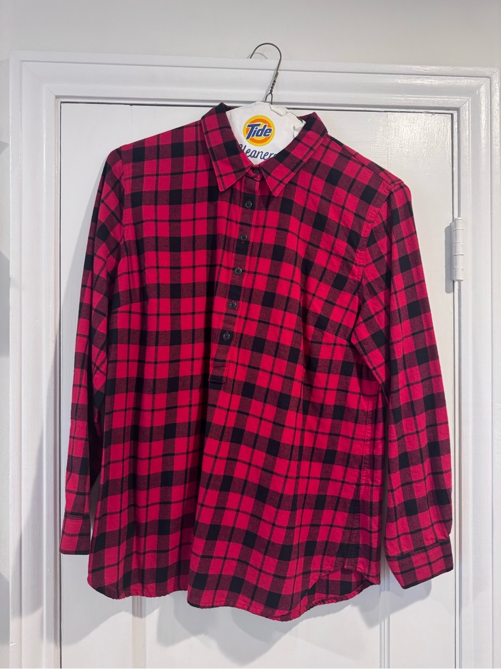 Coldwater Creek Red and Black Plaid Button-Down Shirt - Men's